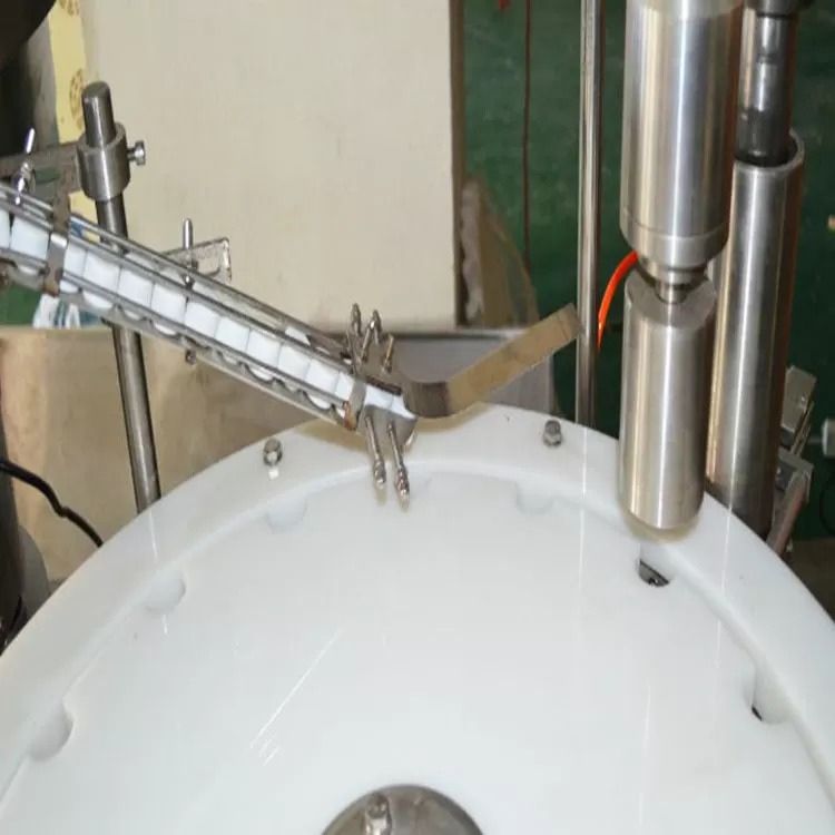 Rustfrit stål flaske afdækningsmaskine brugt i medicin